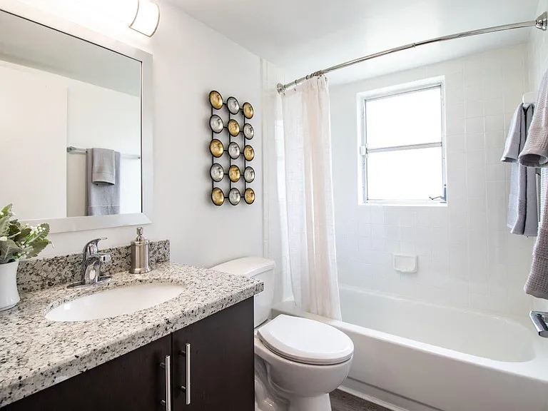 B2- Model Unit (2bd 2bth)