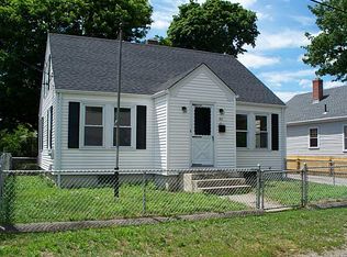 52 Bowen St, Pawtucket, RI 02861