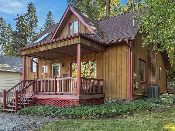 2nd image of 2624 E 18th Ave