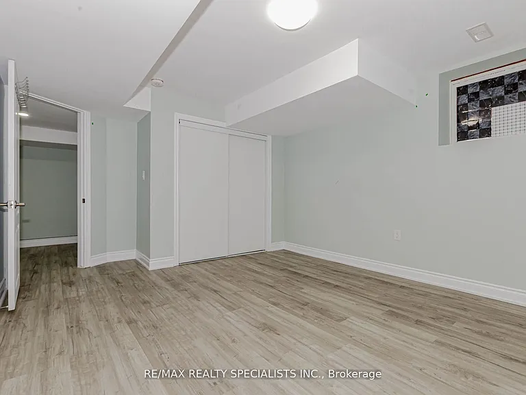 74 Clockwork Dr #B — Photo 18