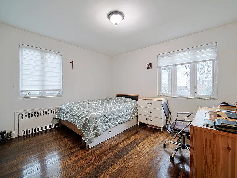 2244 Linwood Ave #1 — Photo 19