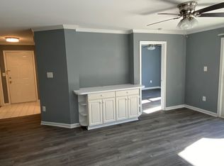 1055 Gardenview Loop APT 301, Woodbridge, VA 22191