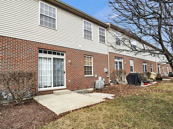 5th image of 16412 W Willow Walk Dr