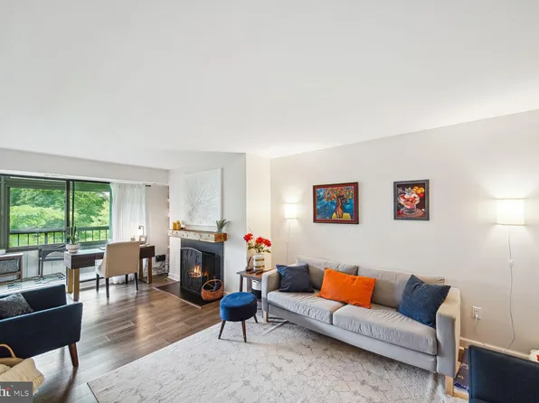 5717 Harpers Farm Rd Unit F, Columbia, MD 21044