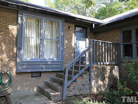 2nd image of 200 Woodcroft Pkwy