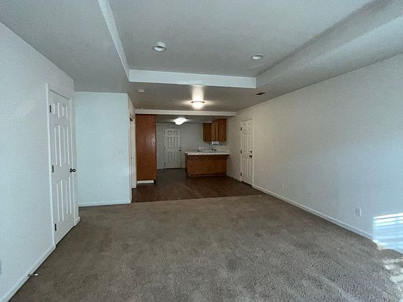 4th image of 2300-2306 N Vickie St #2304