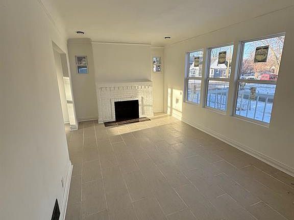 4th image of 4707 Buckingham Ave