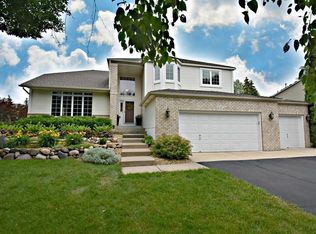 16734 Hutchinson Dr, Lakeville, MN 55044