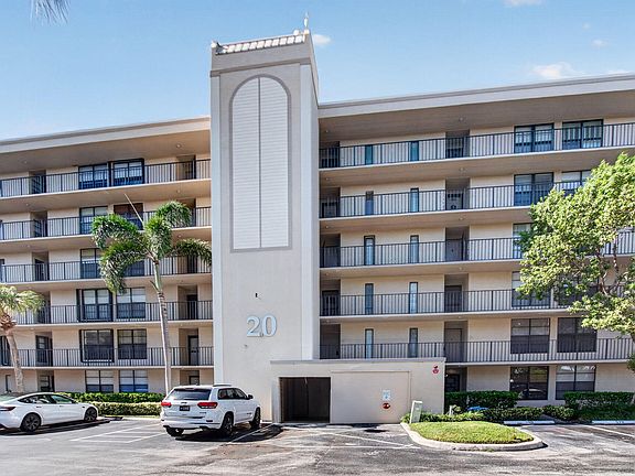 5th image of 20 ROYAL PALM Way #3010