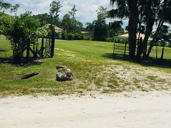 2nd image of 16930 W Hialeah Dr