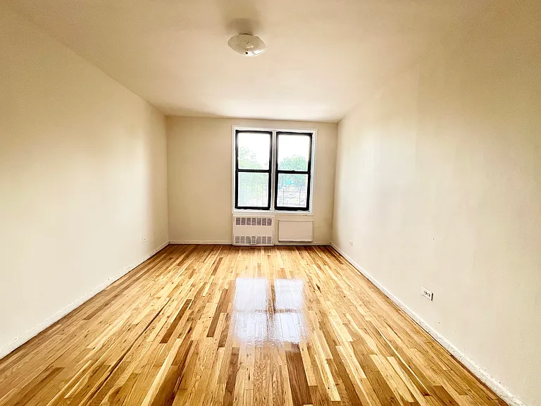 2792 Bragg St #305 — Photo 6
