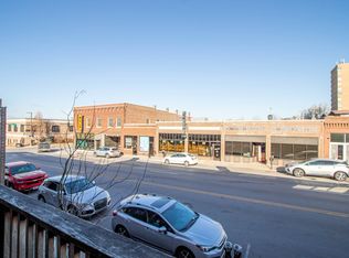 3913 Farnam, Omaha, NE 68131