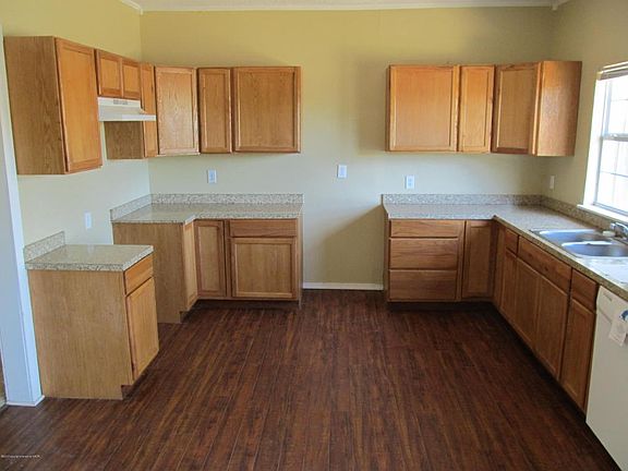 5th image of 307 W Studebaker Ave