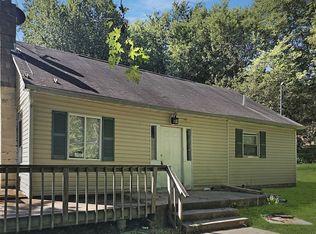19 Tucket Dr, Poughquag, NY 12570