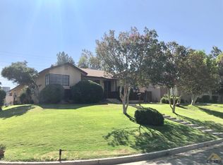 2825 Baylor St, Bakersfield, CA 93305