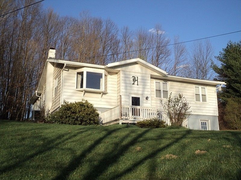 1st image of 239 Shumway Hill Spur