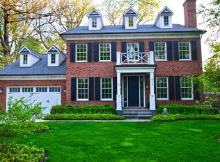 373 Elder Ln, Winnetka, IL 60093