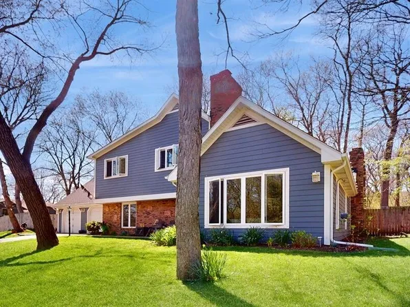 22 Chrismar Rd, Portage, IN 46368