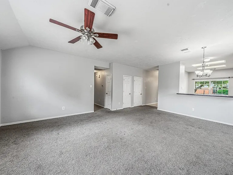 7107 Piney Meadow Ct — Photo 10