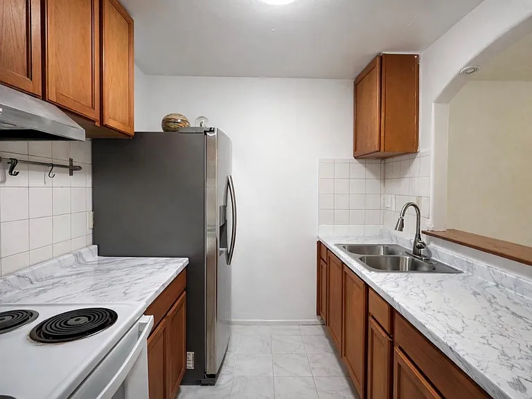 8200 Broadway St #309N — Photo 7