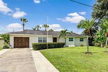 Home For Sale In Island Park