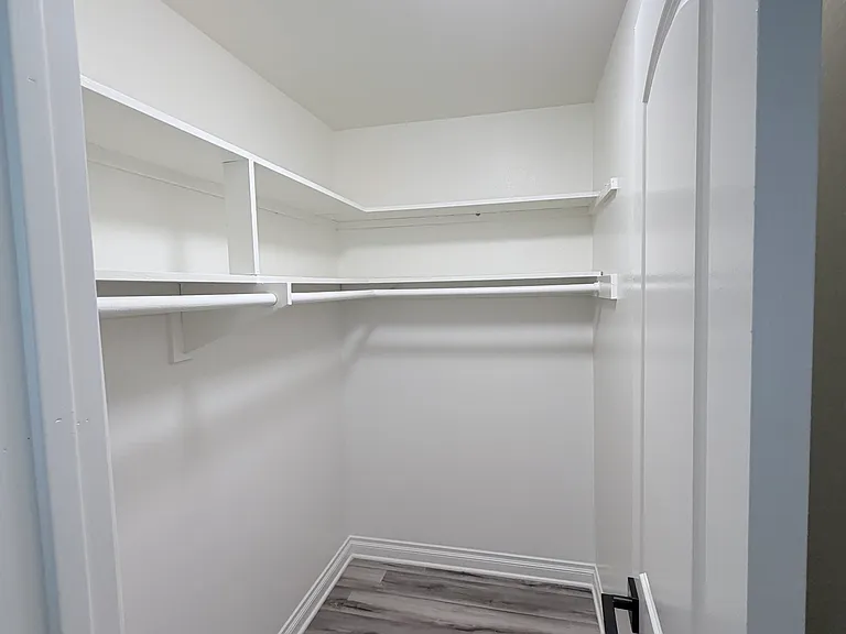 Walk in Closets in Select Units !