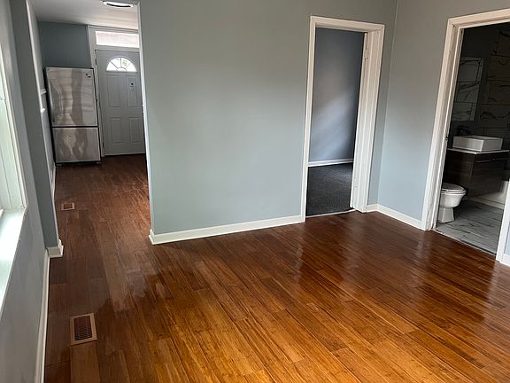 2nd image of 144 154th Pl