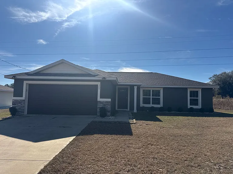 309 Locust Rd — Photo 26