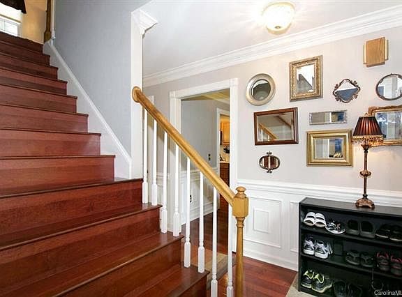 5th image of 123 Chapel Ct #12