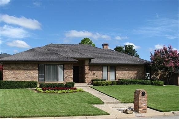 1st image of 2109 Sleepy Hollow Dr