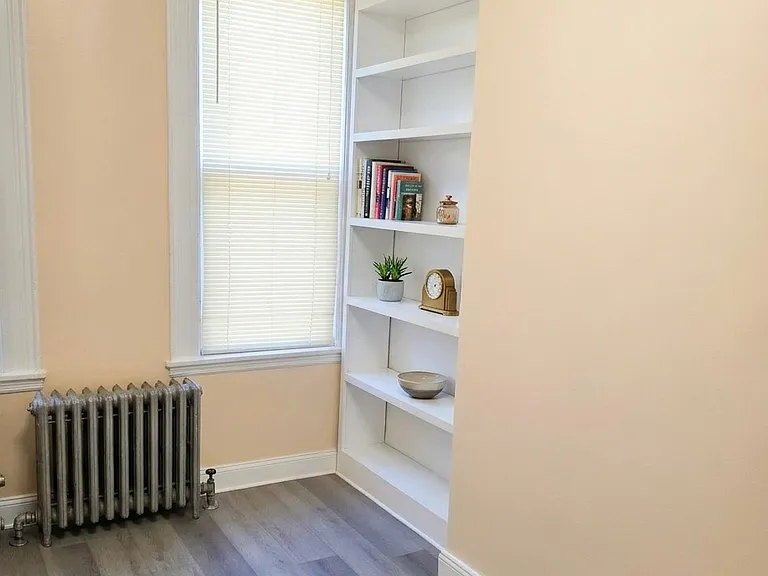 54-06 Nurge Ave #3 — Photo 4