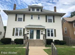 814 Grand Ct, Davenport, IA
