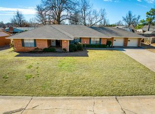 609 Skyline Dr, El Reno, OK 73036