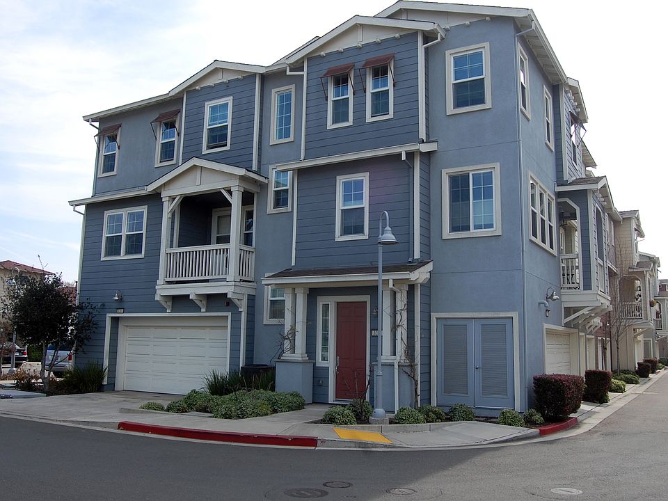 3202 Jetty Drive