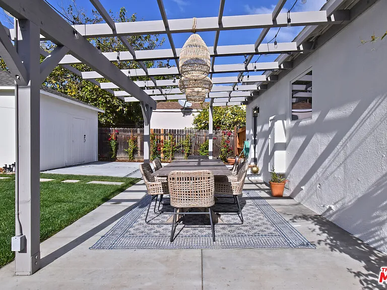 6167 Costello Ave — Photo 39