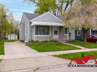 71 E Brockton Ave, Madison Heights, MI 48071