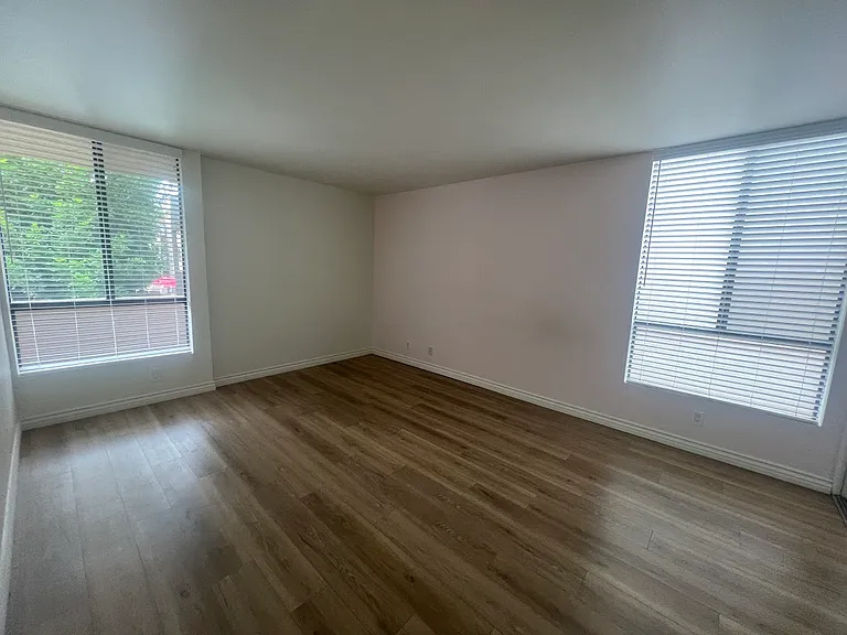 7826 Topanga Canyon Blvd #226 — Photo 20
