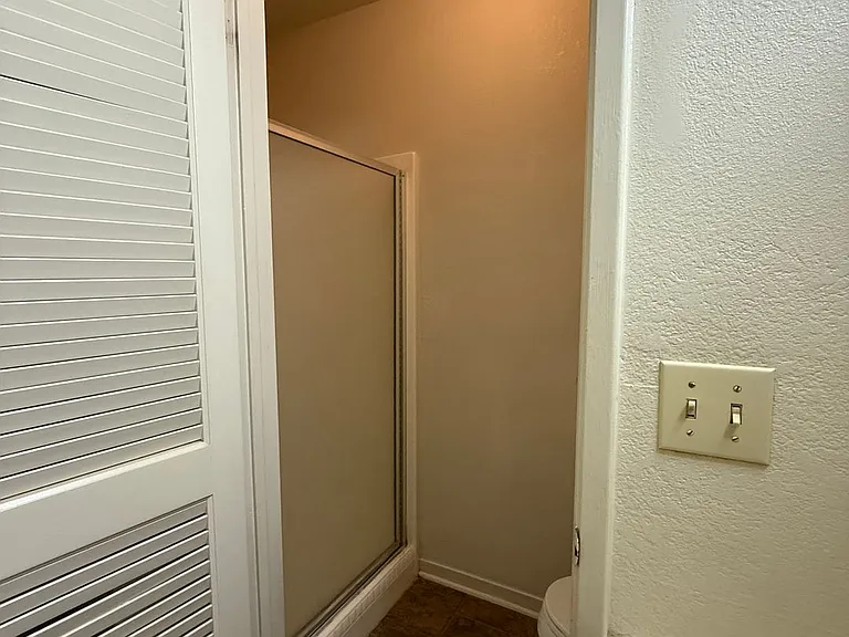 2512 Standiford Ave — Photo 13