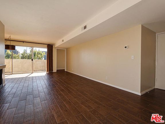4th image of 1021 N Crescent Heights Blvd APT 204