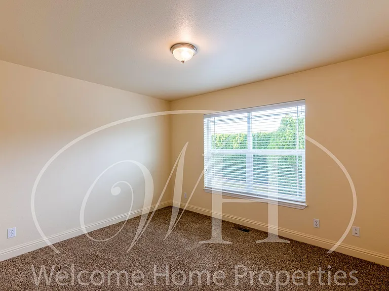 741 SE Magnoni Dr — Photo 21