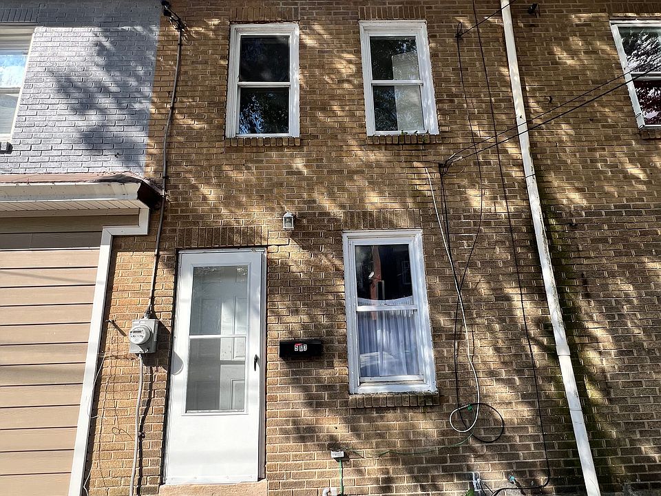 1st image of 563 Lamberton St #1