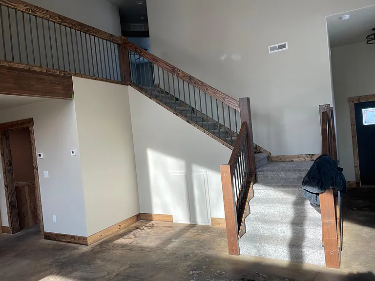 532 E Evergreen Dr — Photo 3