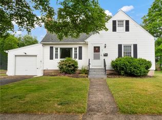 46 Austen Rd, Hamden, CT 06518