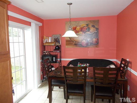 4th image of 322 Slate Dr
