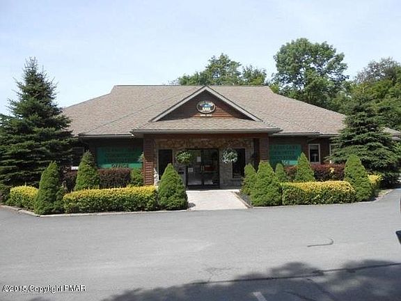 5th image of 492 Creekview Dr W