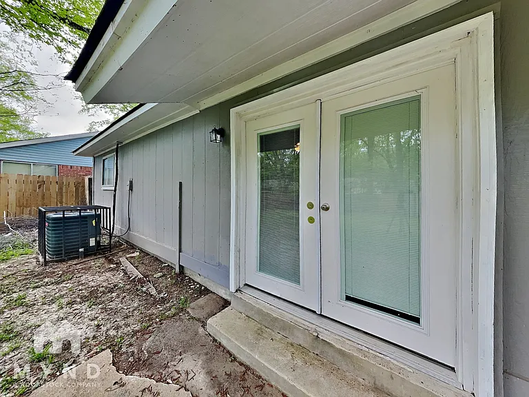 4014 Hitchcock St — Photo 27