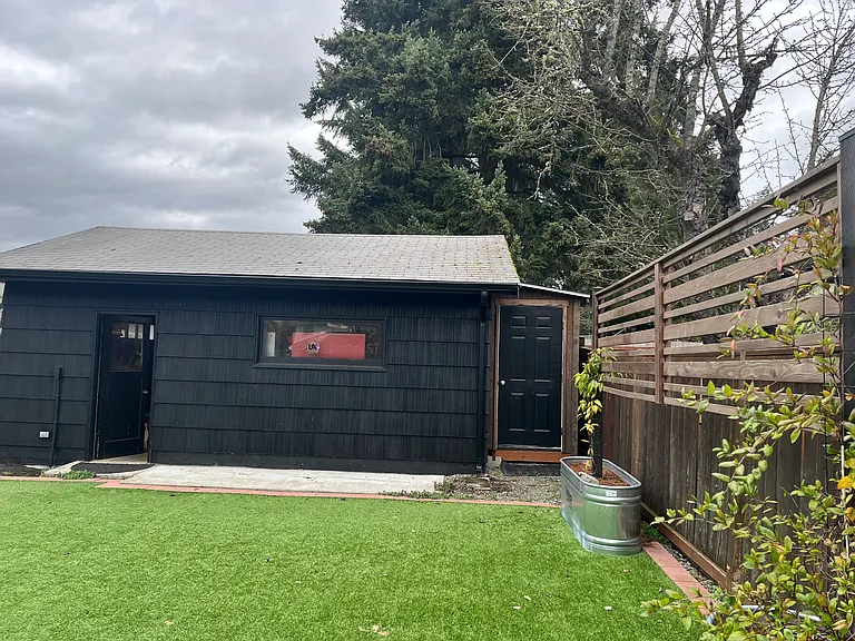 419 Contra Costa Ave — Photo 5