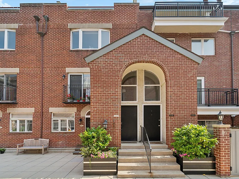 212-24 S 24th St #2416B — Photo 14