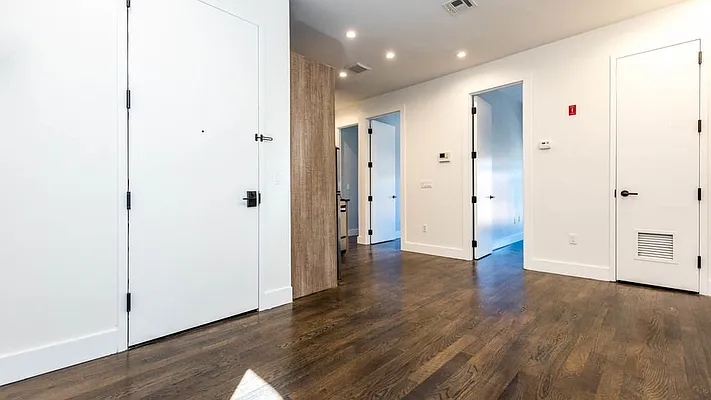 Rented by Nooklyn NYC LLC | media 12