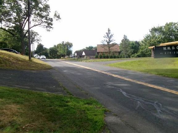 Exterior Neighborhood (street photo)